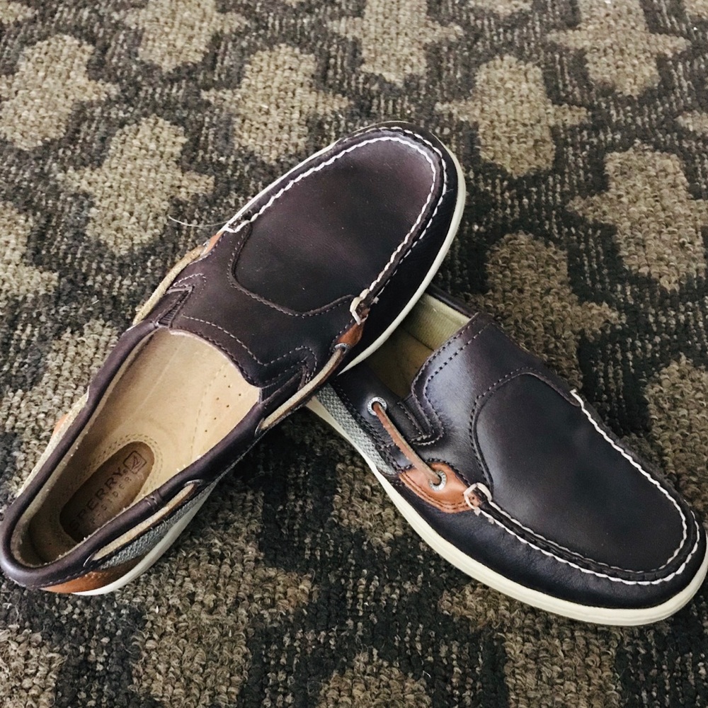 Sperry loafer style shoes